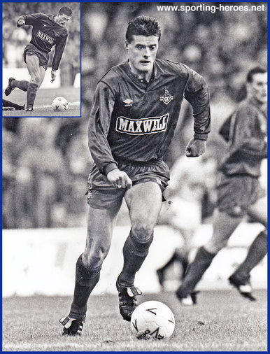 Frank BUNN - Oldham Athletic - League appearances.