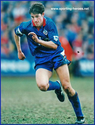 Ian Olney - Oldham Athletic - League appearances.