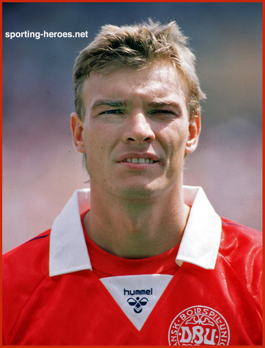 Lars OLSEN - Denmark - 1988 European Championships.