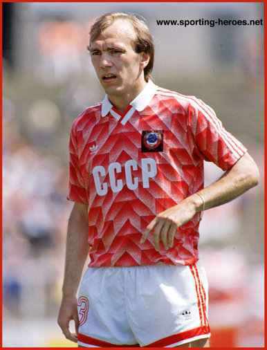Vagiz KHIDIYATULLIN - Russia - 1988 European Football Championships.
