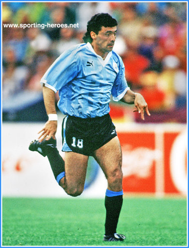 Carlos AGUILERA - Uruguay - 1990 World Cup games for Uruguay.