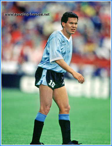 Ruben PAZ - Uruguay - 1990 World Cup games for Uruguay.