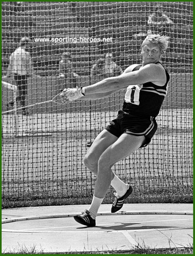 Adam BARNARD - South Africa - South African hammer champion ten times.