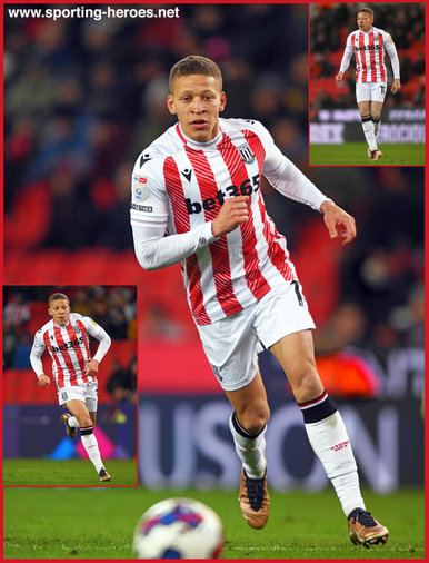 Dwight GAYLE - Stoke City FC - League appearances.