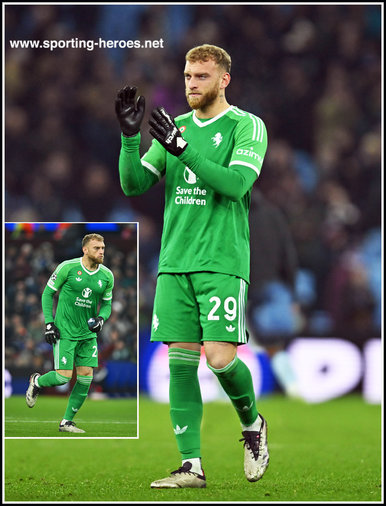 Michele DI GREGORIO - Juventus - 2024-2025 Champions League games.